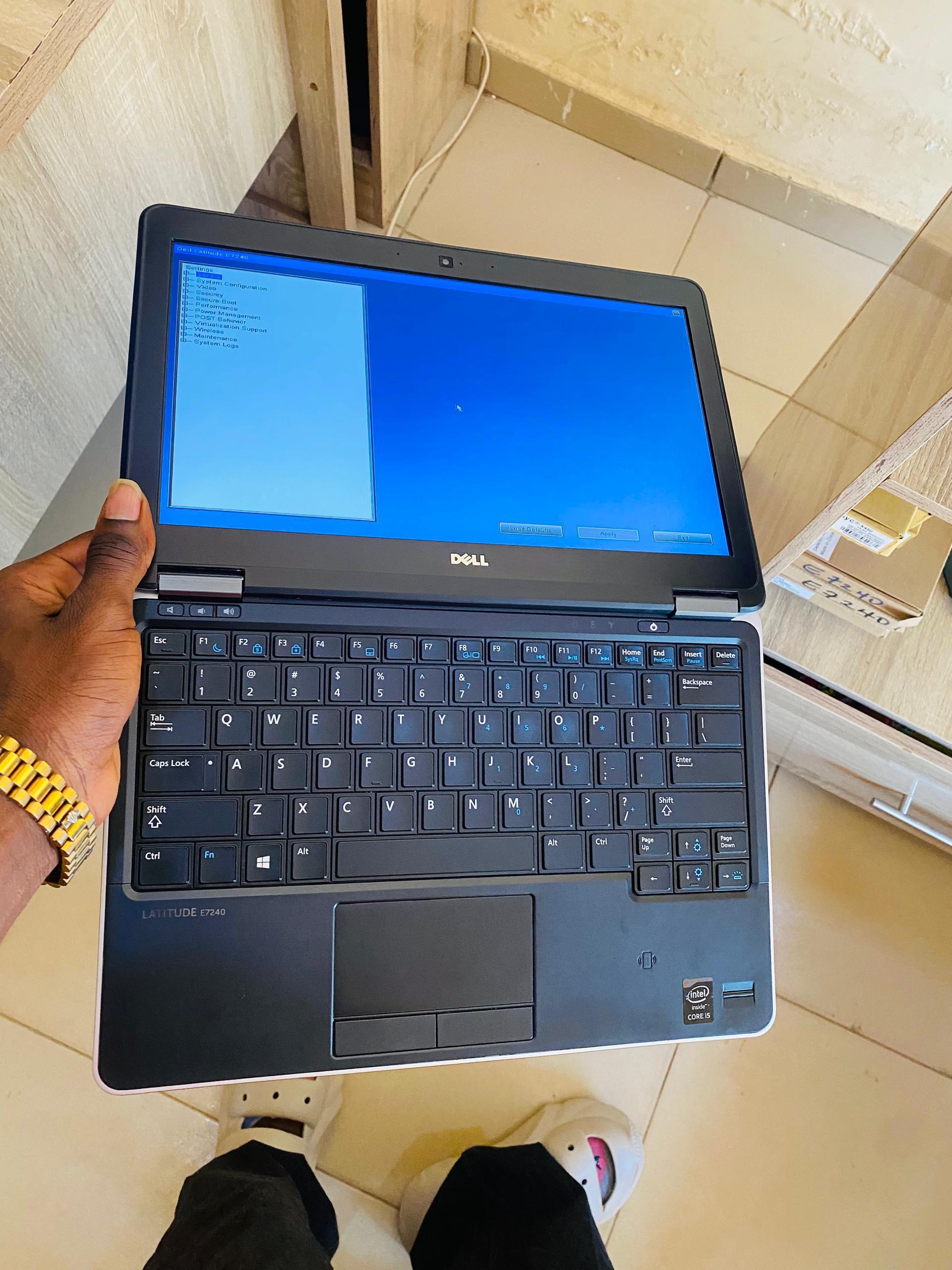 Dell Latitude E7240