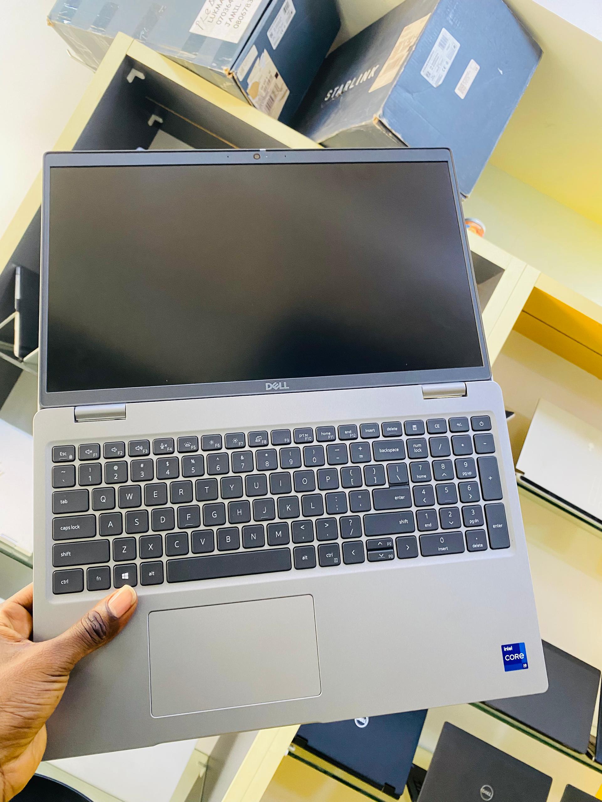 Dell Precision 3561 Mobile Workstation