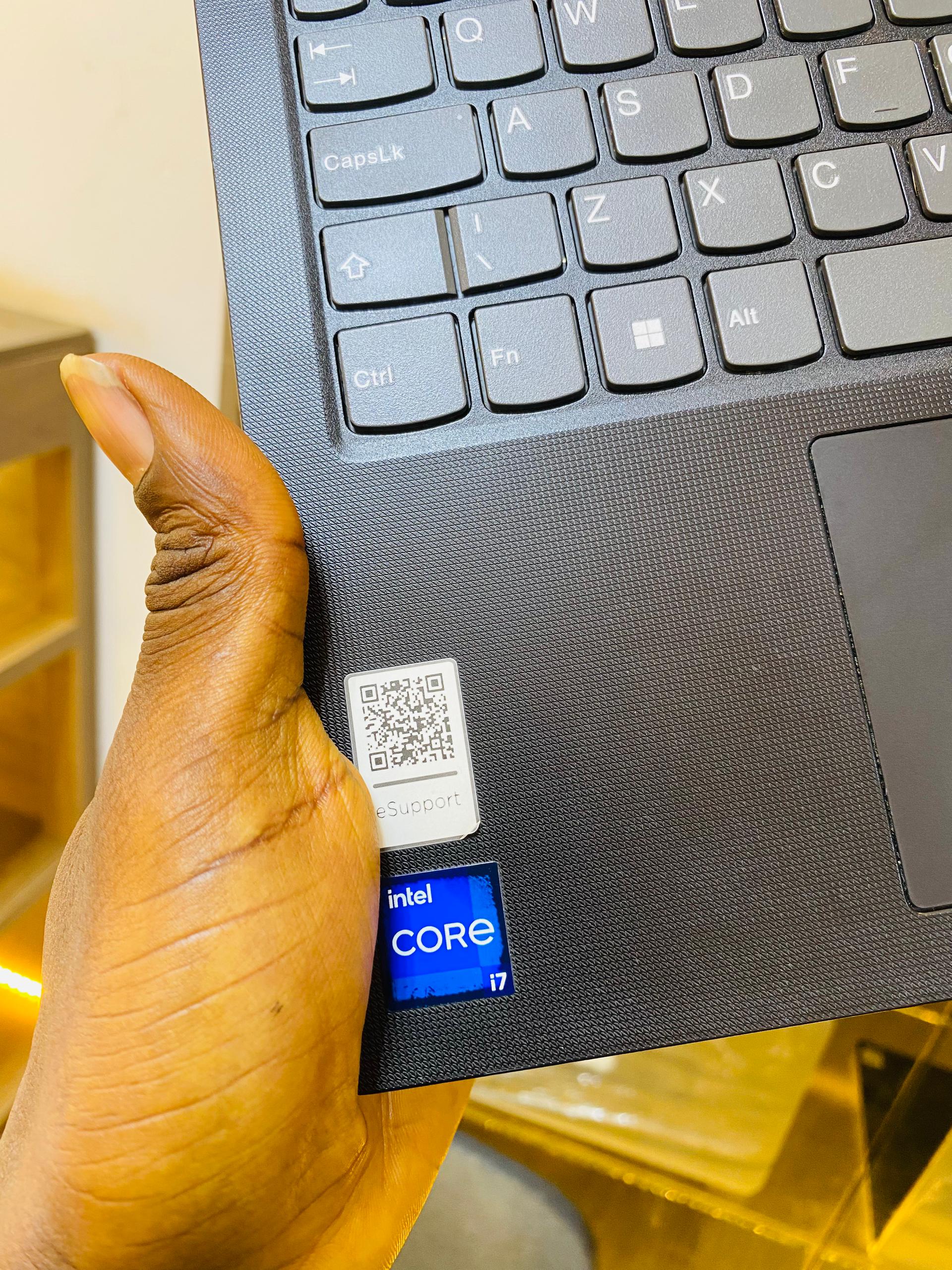 LENOVO IDEALPAD V15 G2 - Image 2