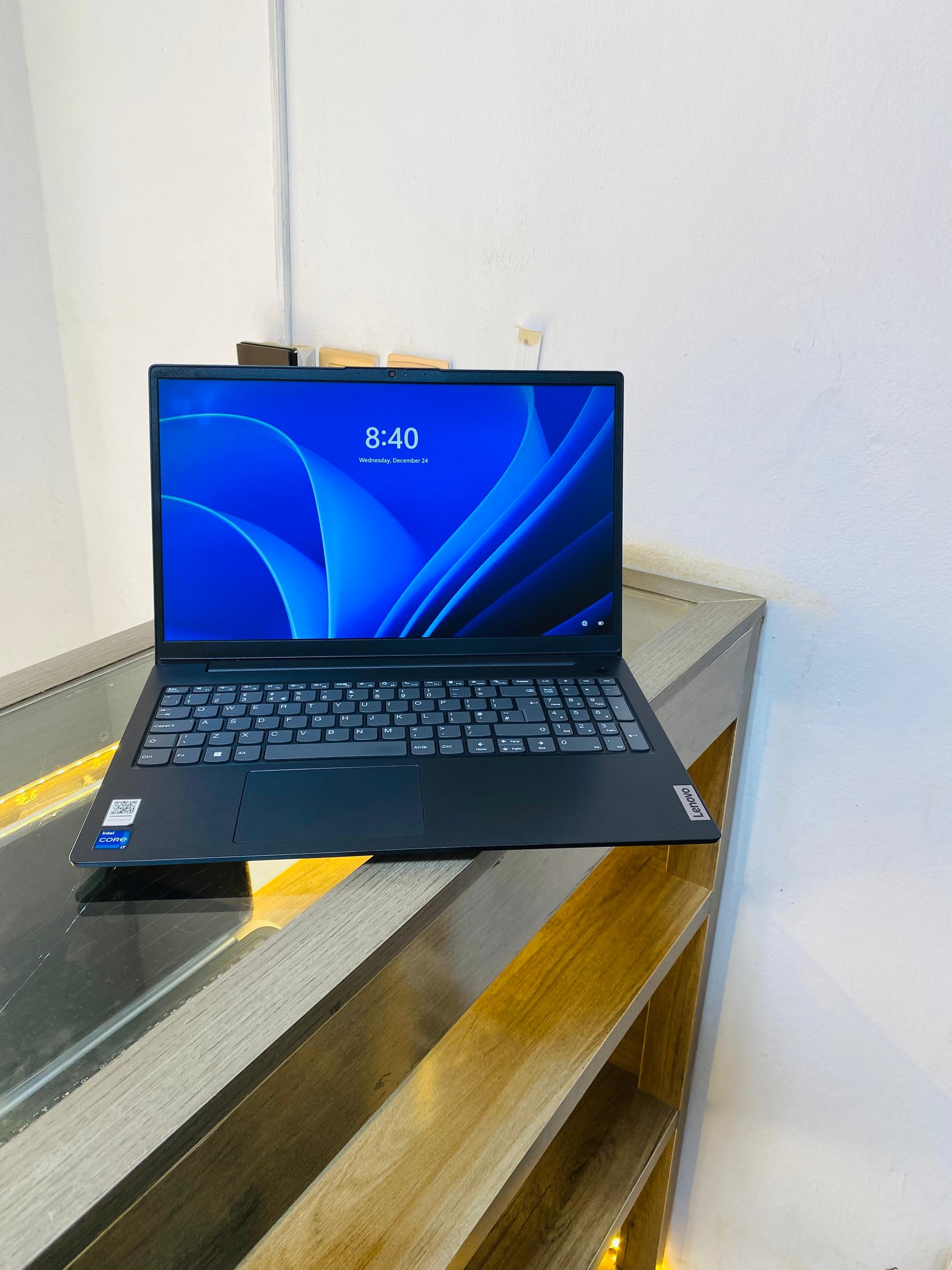 LENOVO IDEALPAD V15 G2 - Image 6