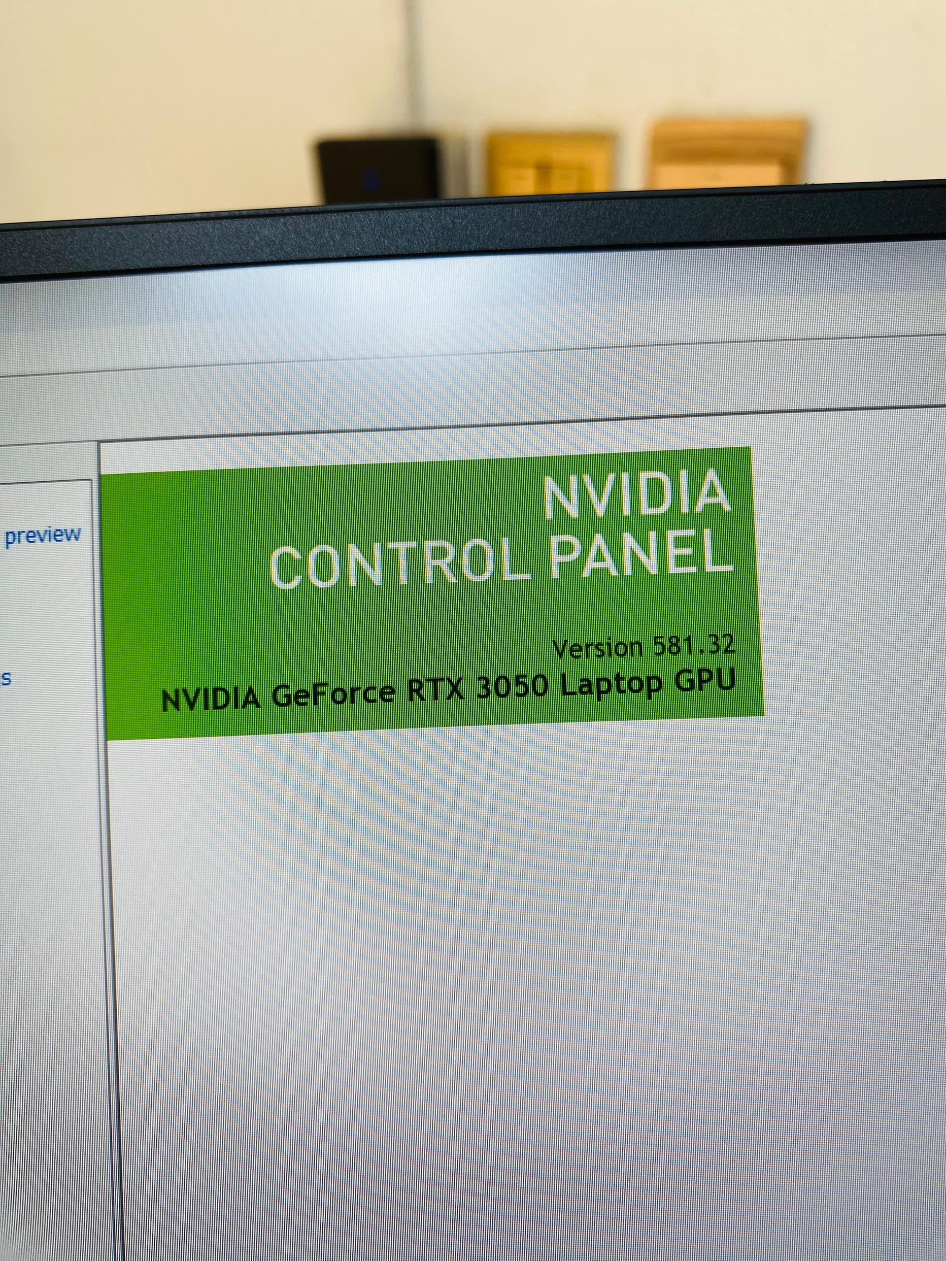 DELL XPS 15 9520 - Image 3