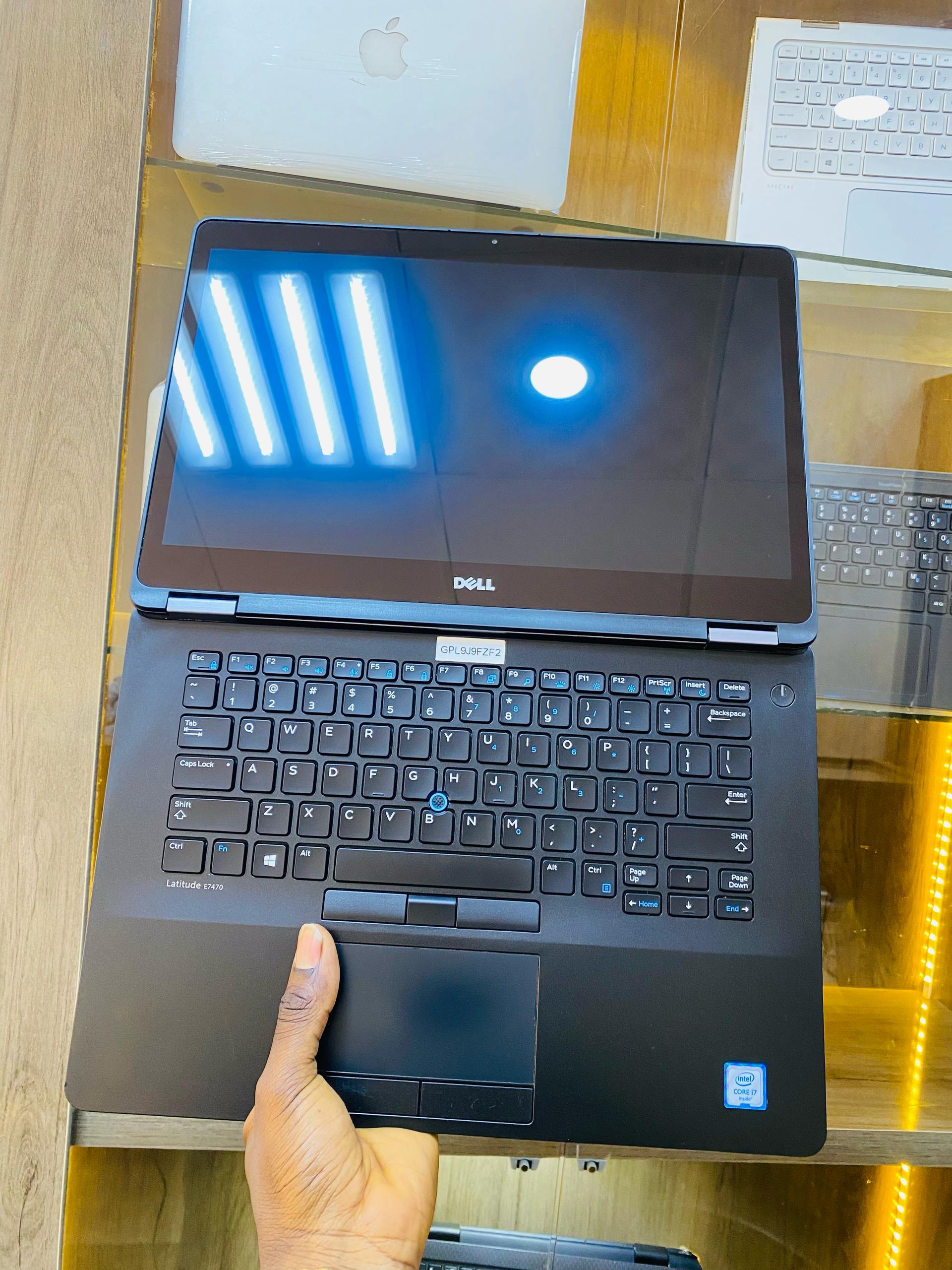 DELL LATITUDE E7470 - Image 7